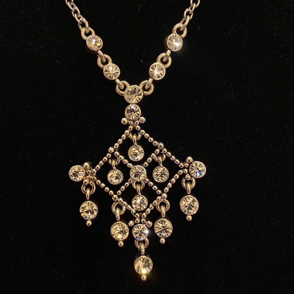 Necklace Costume Jewelry - Picture 2 of 6